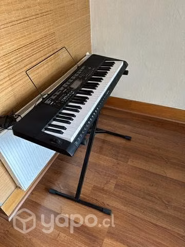 Teclado casio CTK 3500, con atril