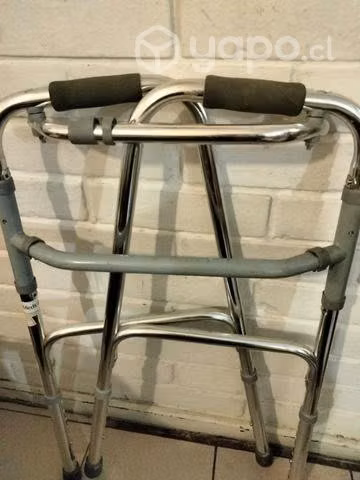 Andador aluminio plegable