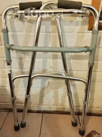 Andador aluminio plegable