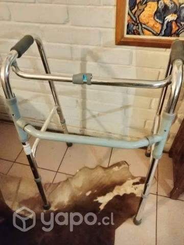 Andador aluminio plegable