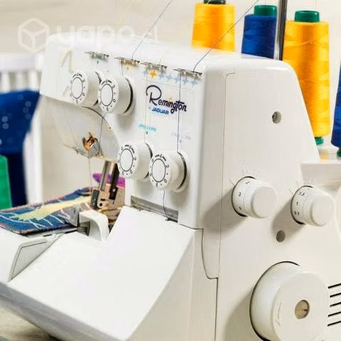 Maquina de Cocer Overlock nueva en caja sin uso