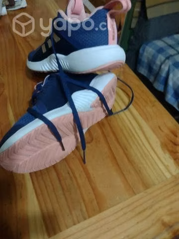 Zapatillas 33 excelente estado