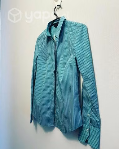 Camisa Benneton XS nueva con etiqueta - Imagen 2