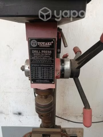 Taladro pedestal