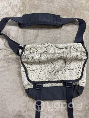 Bolso the north face topography pattern
