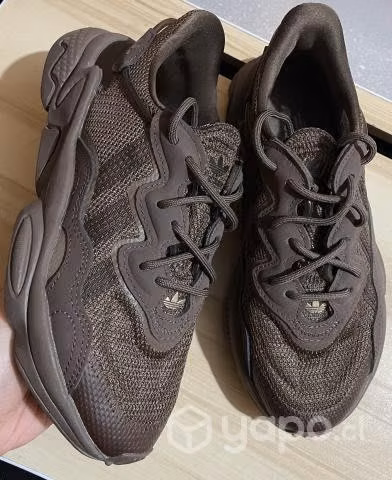 Zapatillas Adidas Ozweego Café talla 37