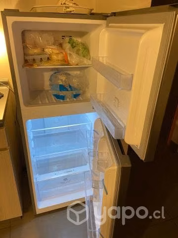 Refrigerador mademsa poco uso