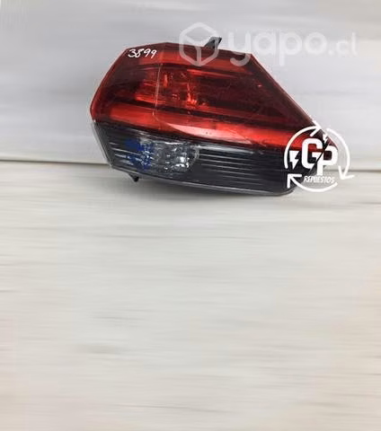 Foco trasero rh nissan xtrail 2018-2020