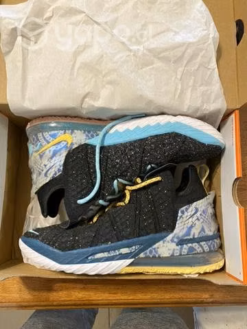 Nike Lebron 18 Reflections 10,5 US - Imagen 3