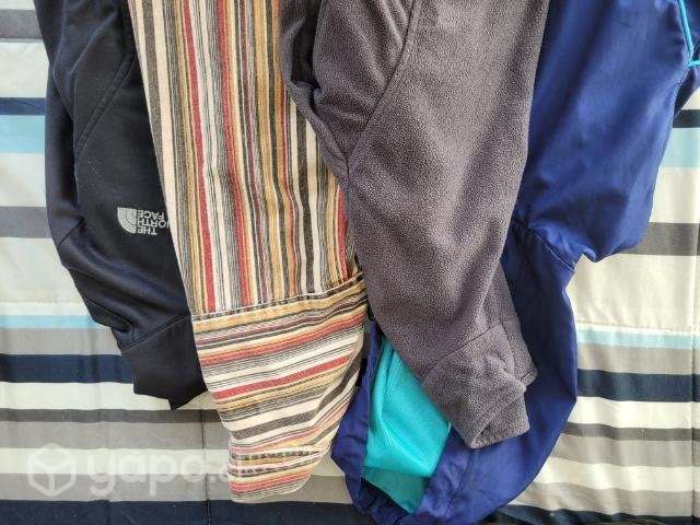Bulto de ropa M-L - Imagen 2