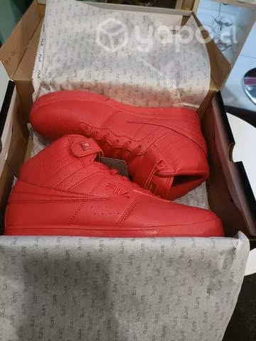 Zapatillas Fila Vulc 13 Red ,5 y 43