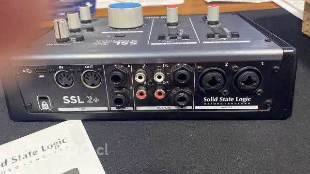 Iterface SSL2+ y Controlador Superficie Korg - Imagen 4