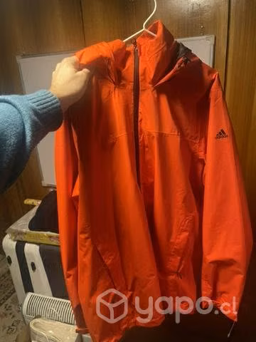 Caqueta impermiable Adidas