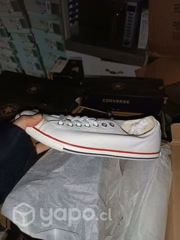 Zapatillas converse por mayor ( despegadas)
