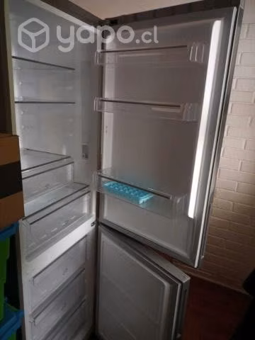 Refrigerador Mademsa No Frost 322 Litros MBF60X