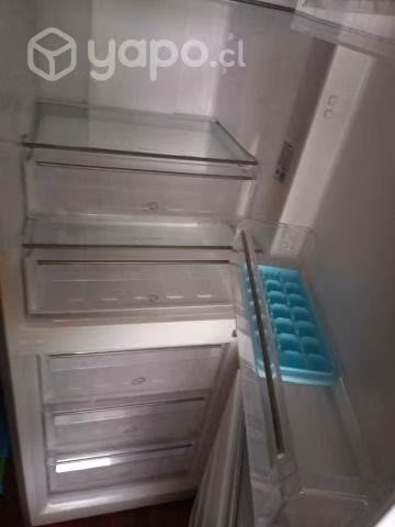 Refrigerador Mademsa No Frost 322 Litros MBF60X