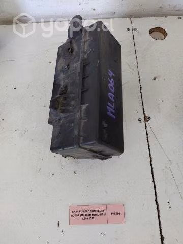 Caja Fusible C/Relay Motor (MLA064) Mitsubish L200