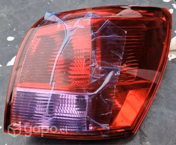 Foco costado derecho Qashqai J nuevo o