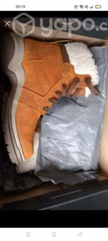 Botas Cat nuevas