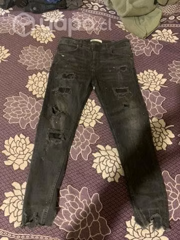Jeans talla 42 negro en buen estado