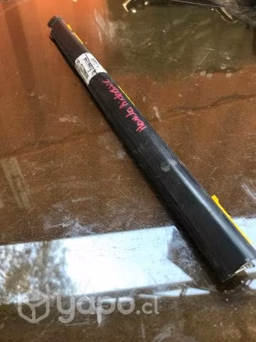 Moldura lame vidrio puerta trasera izq Honda Ridge