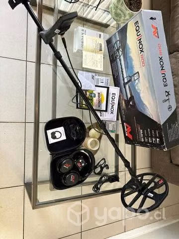 Detector de metales marca Minelab, Equinox 800