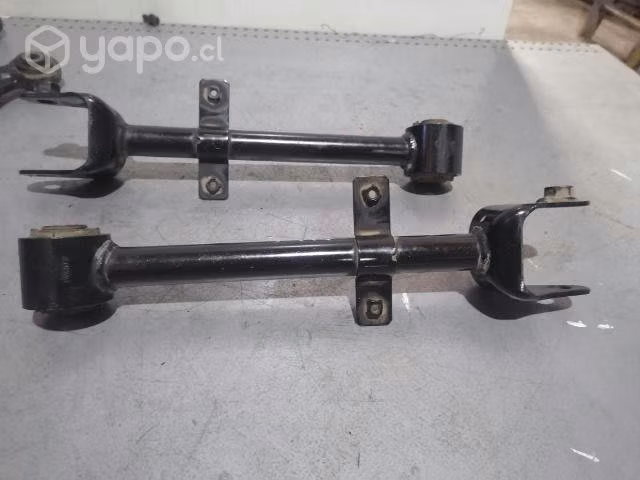 Tirantes traseros RH LH MAZDA 3 2020