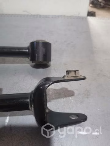 Tirantes traseros RH LH MAZDA 3 2020
