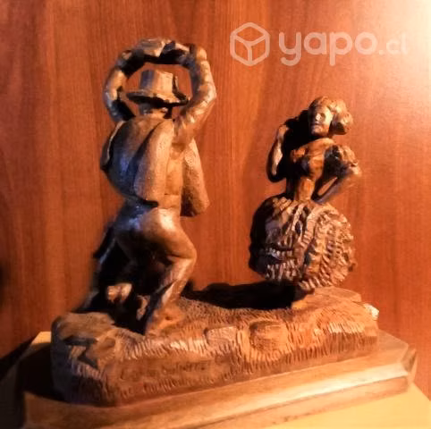 FABULOSA ESCULTURA DE MADERA - Única en su tipo