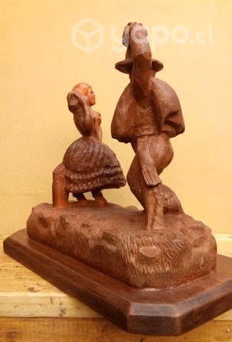 FABULOSA ESCULTURA DE MADERA - Única en su tipo