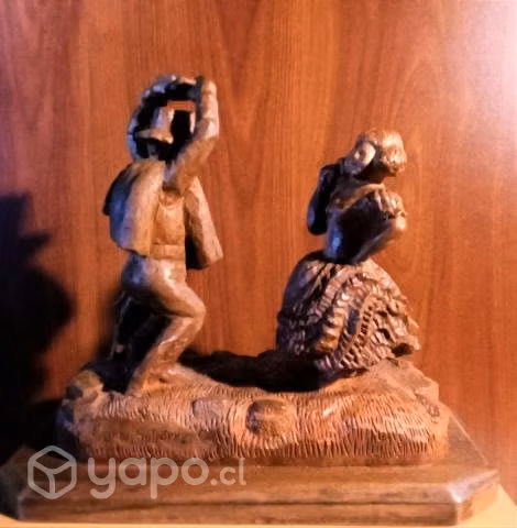 FABULOSA ESCULTURA DE MADERA - Única en su tipo