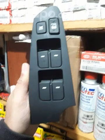 Botonera alzavidrios kia Hyundai
