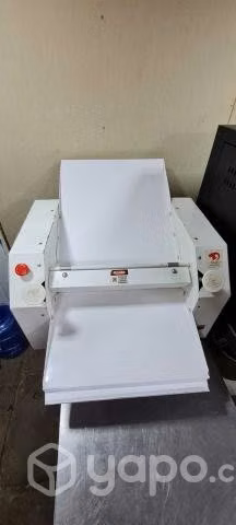 Sobadora Eléctrica De Sobremesa 50cm usada