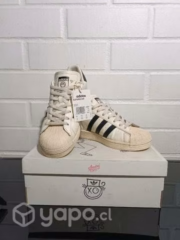 Zapatillas superstar Adidas x André Saraiva