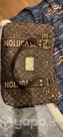 Cartera LV