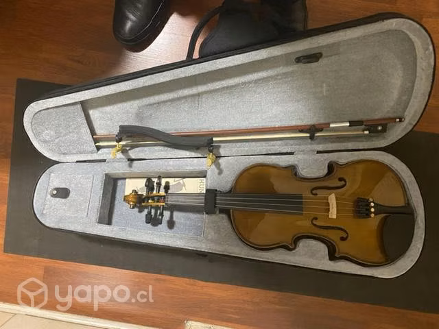Violín cremona 4/4 nuevo, solo 2 usos, con kun