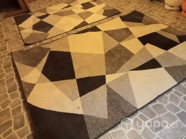 Juego de alfombras