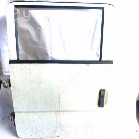 Puerta Trasera Izquierda Kia Frontier 2015