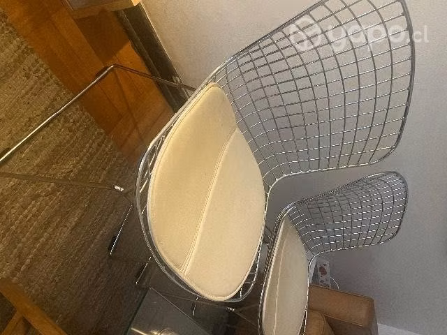 Vendo 4 sillas comedor Bertoia