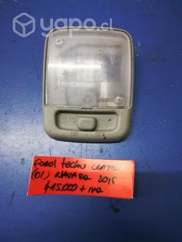 Farol central techo Nissan Navara 2008 al 2015