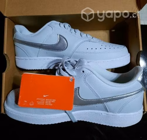 Zapatillas nuevas marca nike - Imagen 3