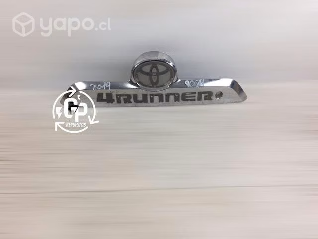 Moldura de portalón Toyota 4runner 2019