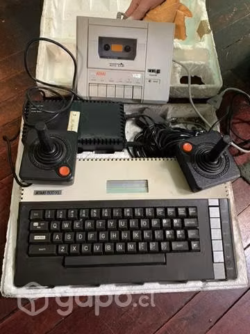 ATARI 800xl + CASETERA 12xl + joystick