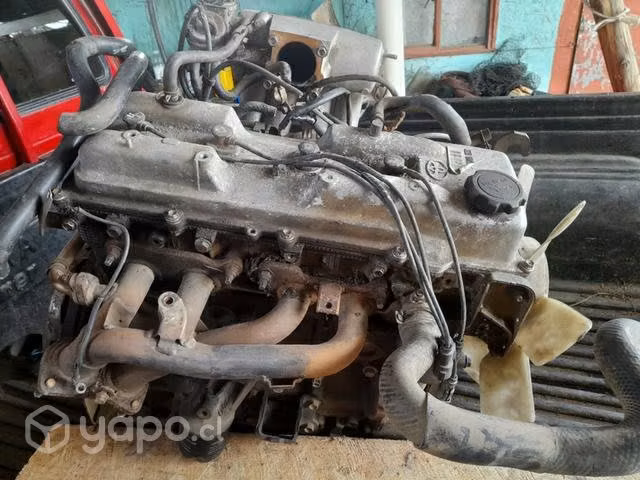Motor 2RZ camioneta Toyota Hilux