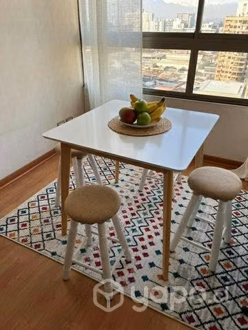 Mesa blanca 4 puestos