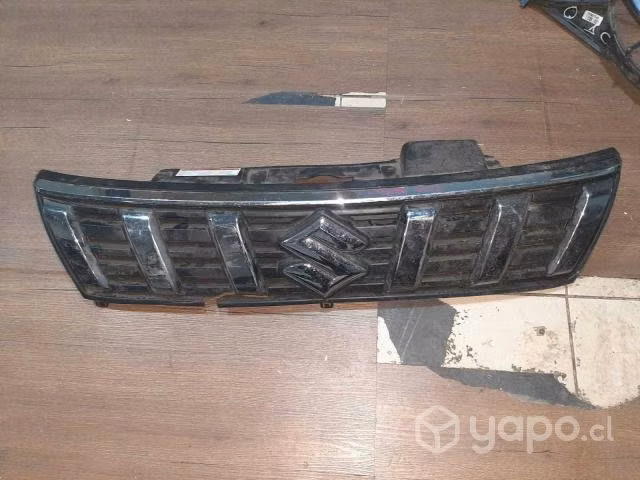 Suzuki vitara 2021 mascara y cubre chapa