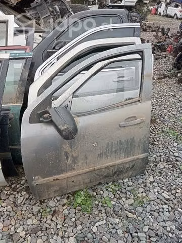 Chevrolet montana 13 puerta chofer envio regiones