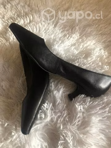Lindos zapatos bruno rossi n35 - Imagen 2
