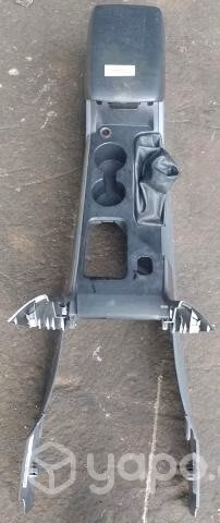 Consola Central Piso (BTM262) Mazda BT50 3.2 Diese