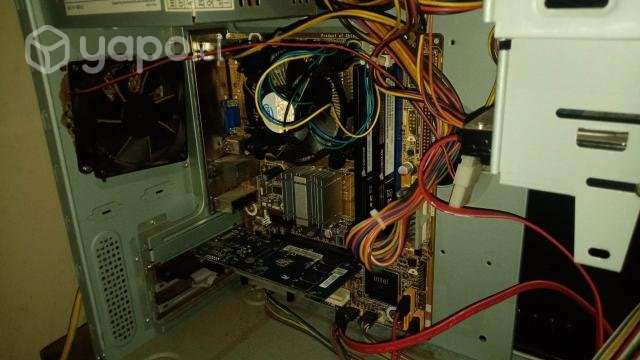 Computador torre mas pc portatil - Imagen 4